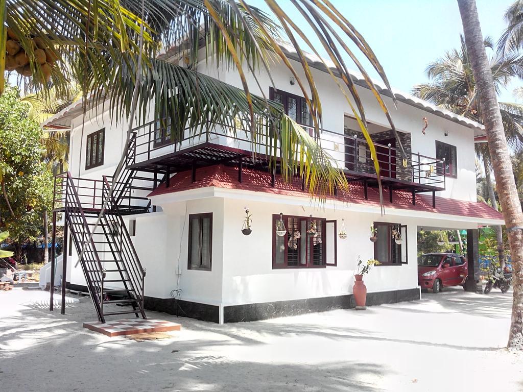 Royal Beach Abode Kochi Bagian luar foto